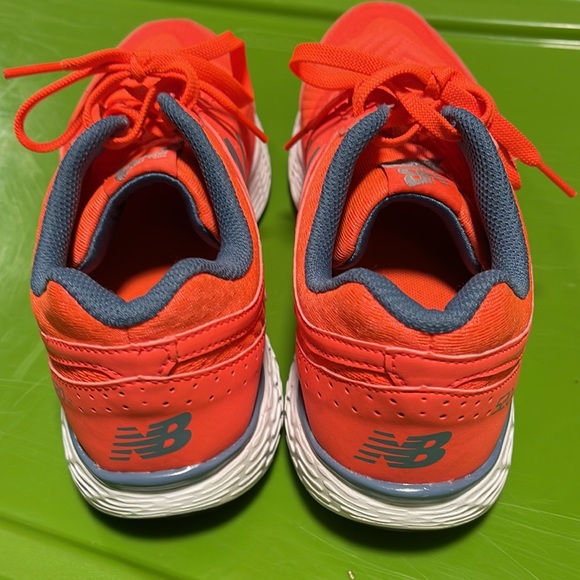 Women’s New Balance wore one time size 9 - Picture 5 of 5